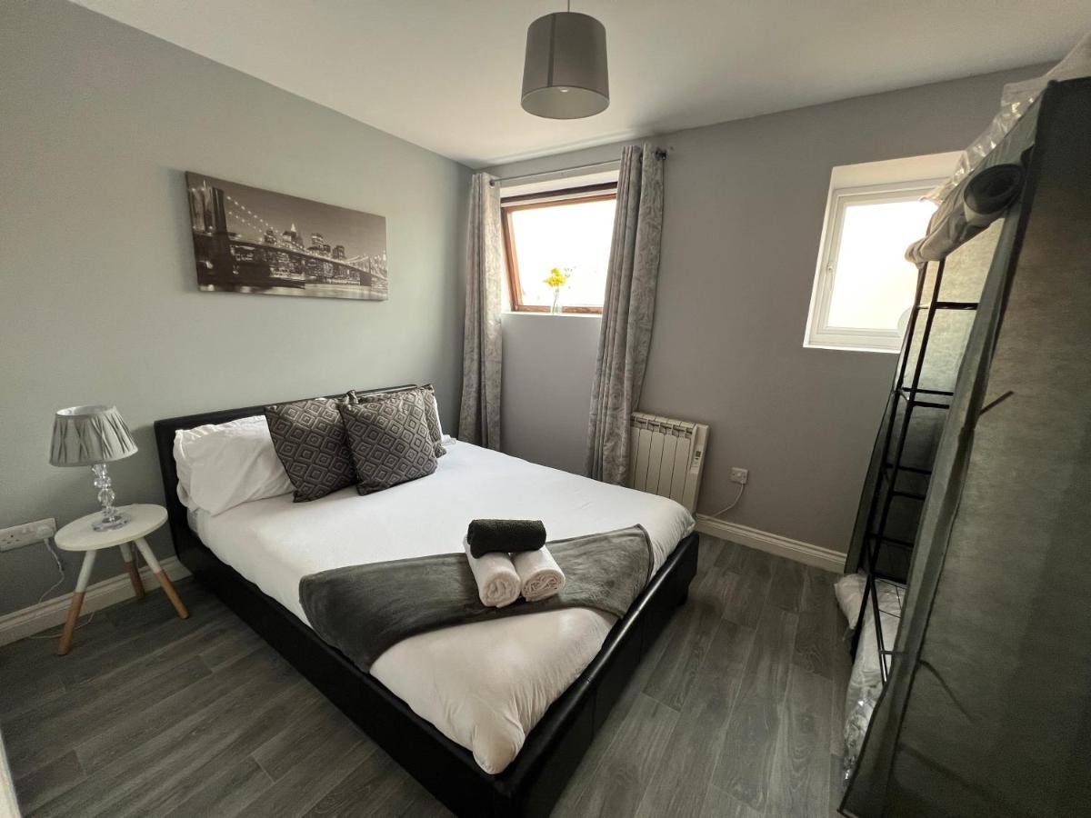 Princes Court, Sea Road Apartment *